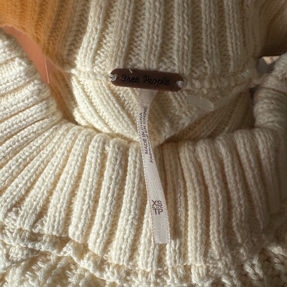 FREE PEOPLE Half Moon Bay Pullover Sweater - Picture 7 of 7